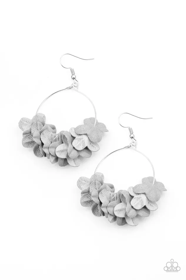 Earrings Paparazzi Earring Flirty Florets Silver Paparazzi Jewelry Earrings Paparazzi Earring Flirty Florets Silver Paparazzi Jewelry