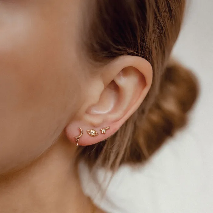 Hey Happiness Earrings Shooting Star Studs 9K Gold