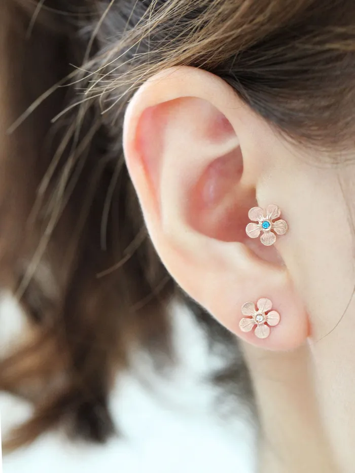 14K Gold Open Flower Cartilage Earring 18G16G MinimalBijoux Earrings