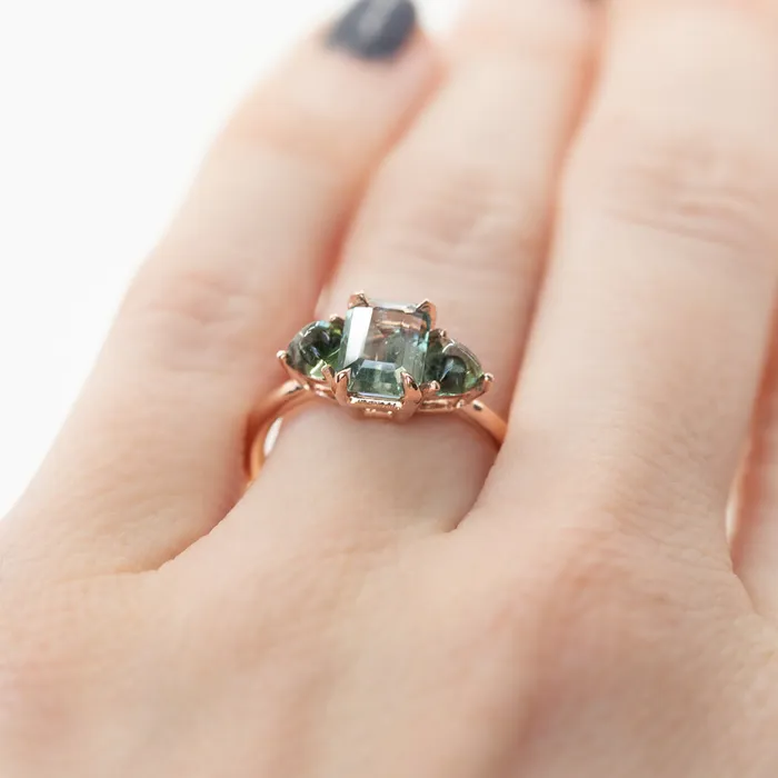 Anueva Jewelry 107ct Grey Sapphire and Green Tourmaline Three Stone Ring in 14k Rose Gold Rings