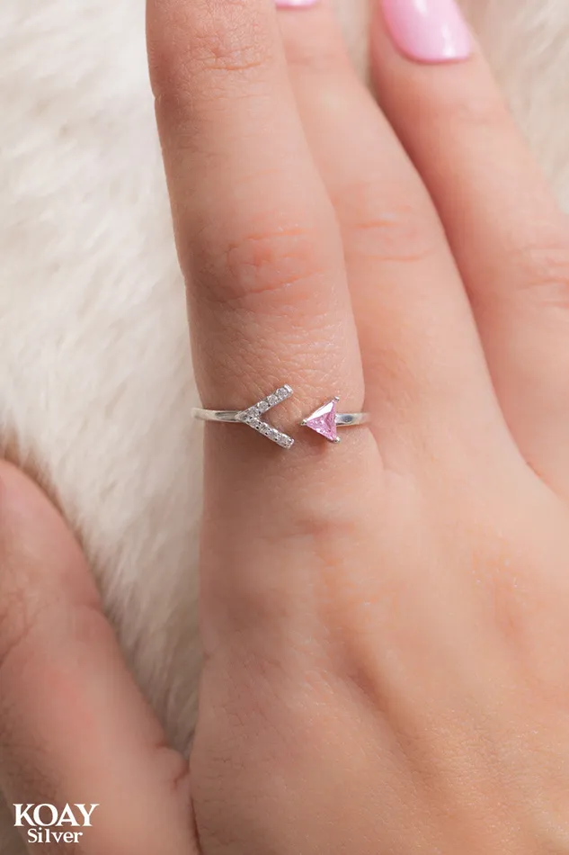 KOAY Silver Store Rings Arrow Zircon Rose Ring