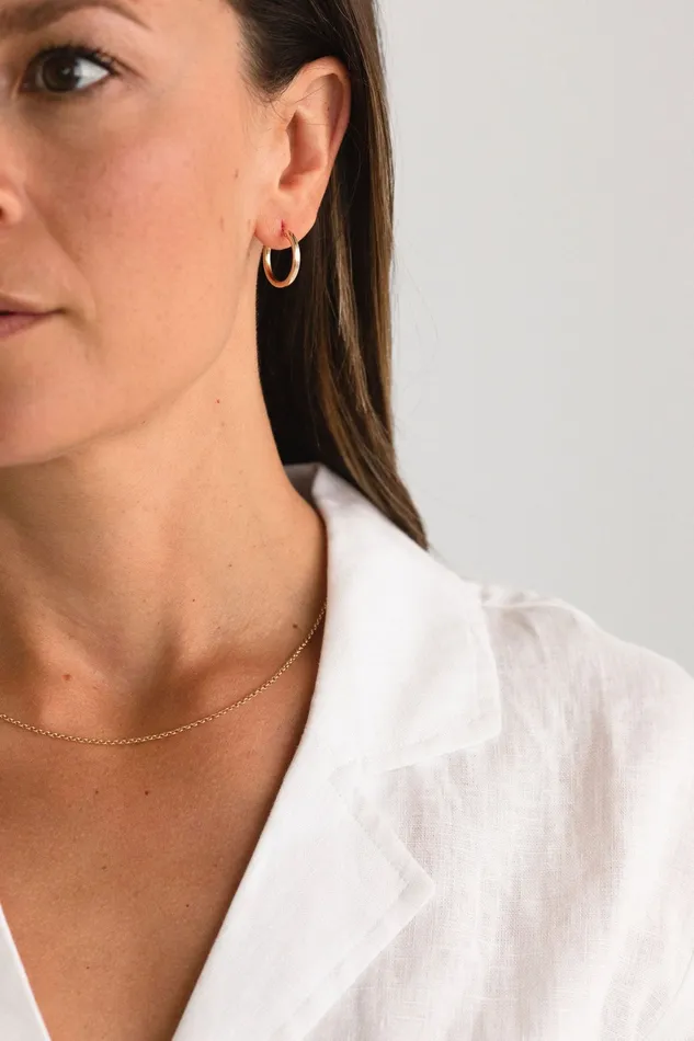 Necklaces SAMPLE SALE Minimal Necklace Gold Fill Sheena Marshall Jewelry