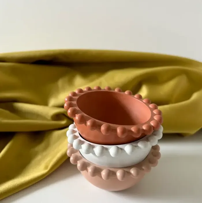 Beaded Ring Dish in Buff Dovekie Finch Rings